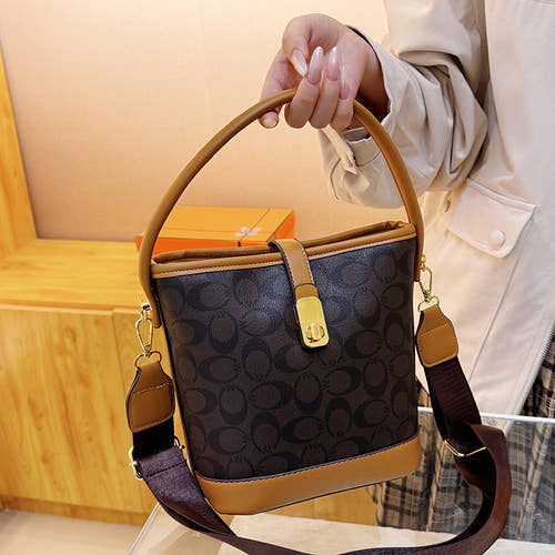 single shoulder crossbody handbag