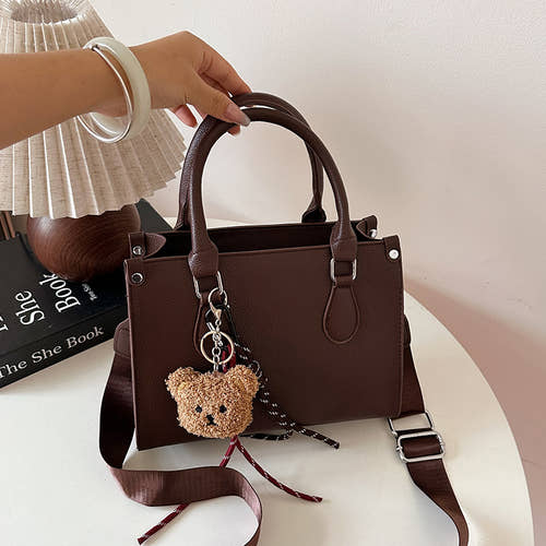 single shoulder crossbody handbag