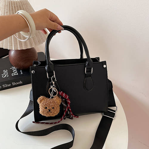 single shoulder crossbody handbag
