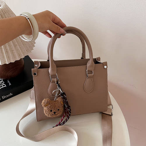 single shoulder crossbody handbag