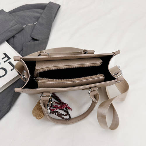 single shoulder crossbody handbag