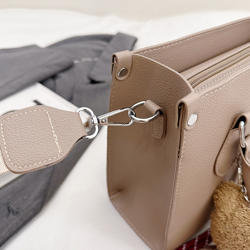 single shoulder crossbody handbag