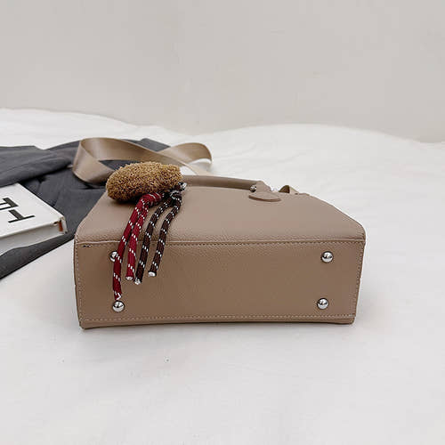 single shoulder crossbody handbag