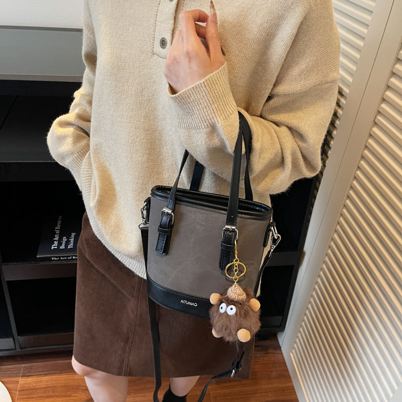 single shoulder crossbody handbag