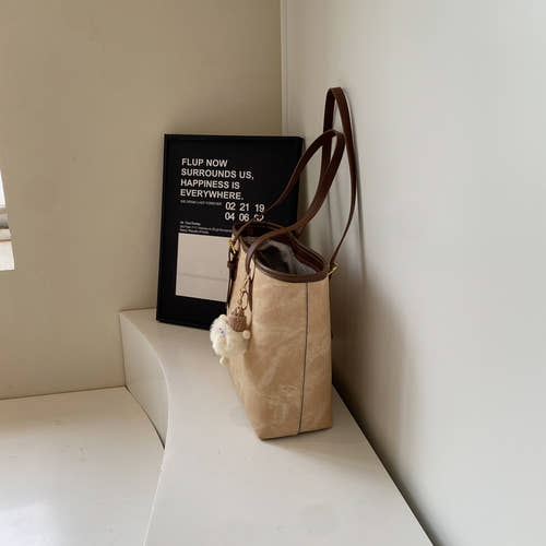 Tote shoulder bag