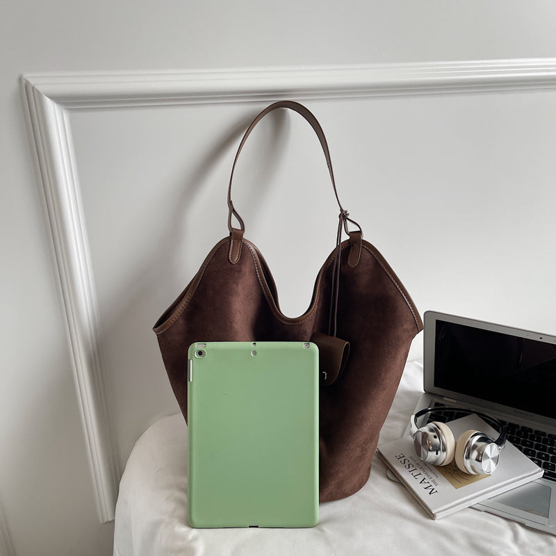 single shoulder handbag