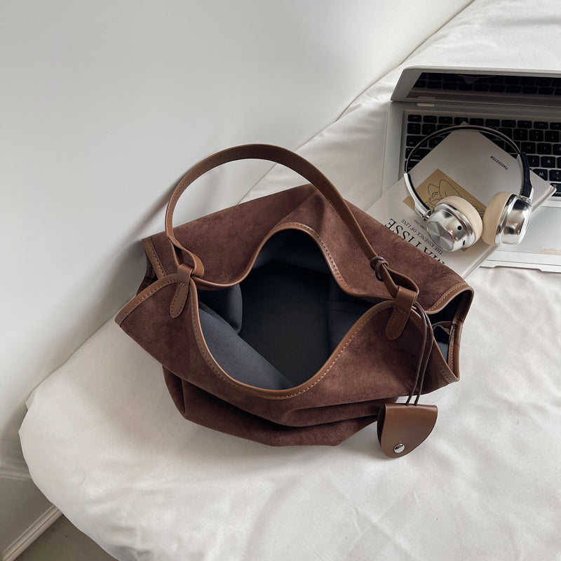 single shoulder handbag