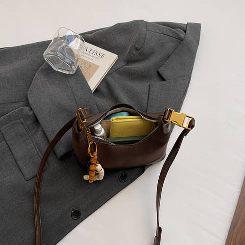 Elegant shoulder bag