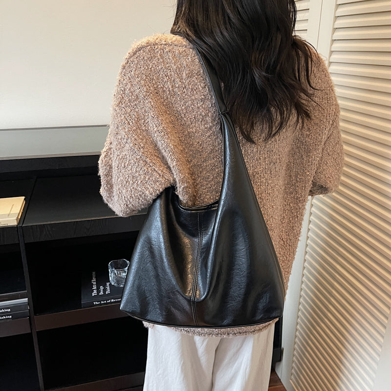 single shoulder crossbody handbag