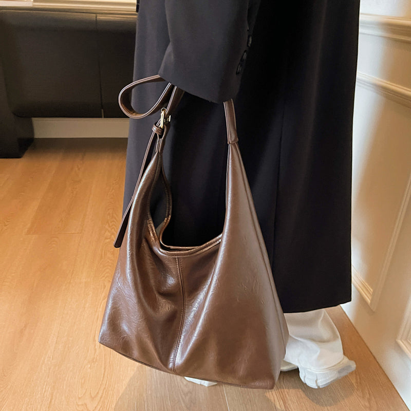 single shoulder crossbody handbag