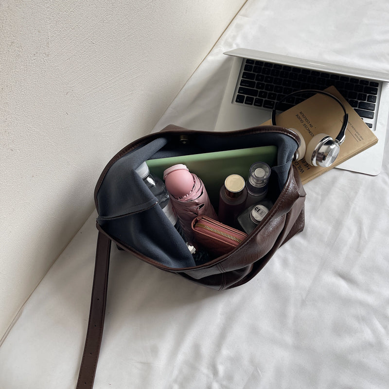 single shoulder crossbody handbag