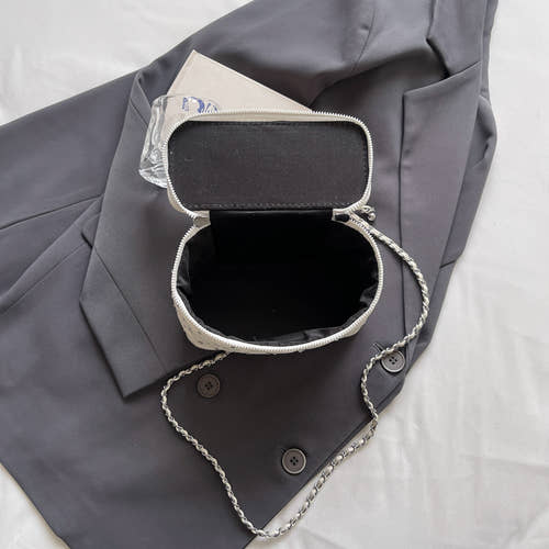 single shoulder crossbody bag