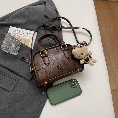 single shoulder crossbody handbag