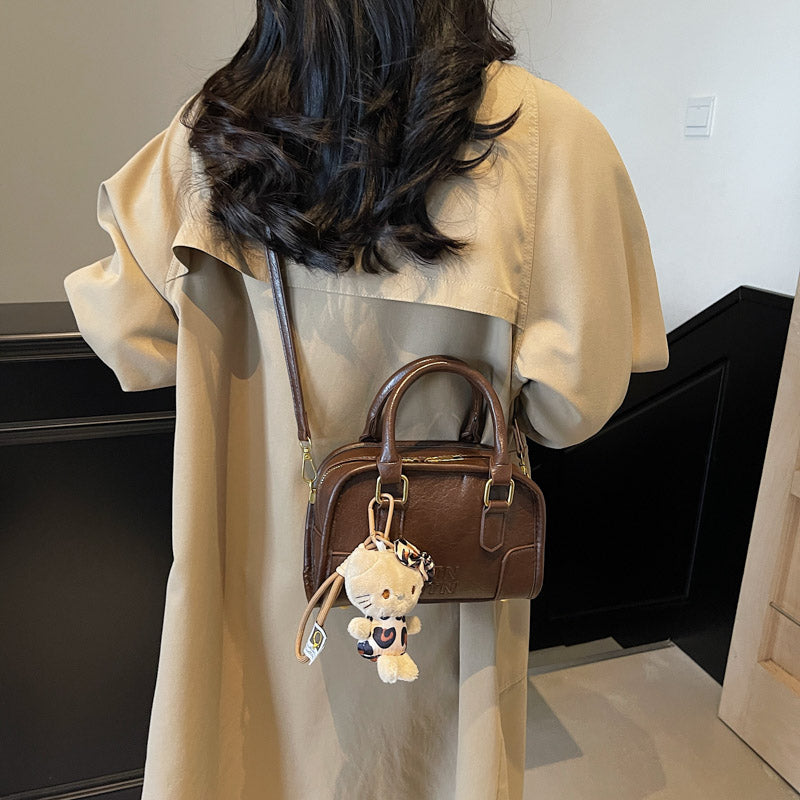 single shoulder crossbody handbag