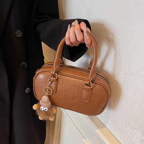 Boston single shoulder crossbody handbag