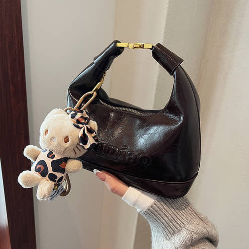 single shoulder handbag