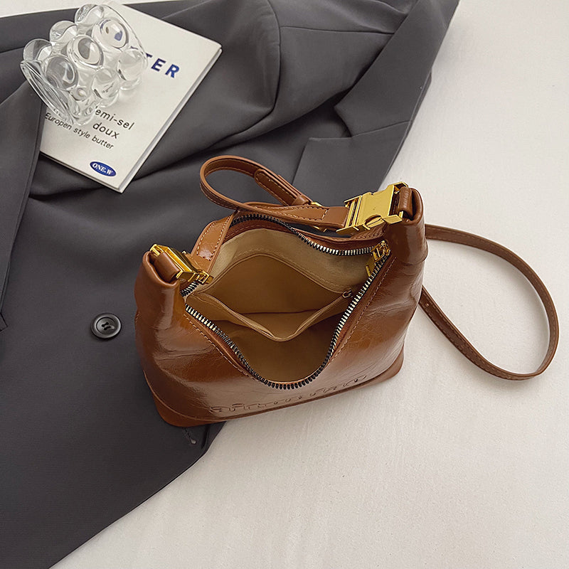 single shoulder handbag